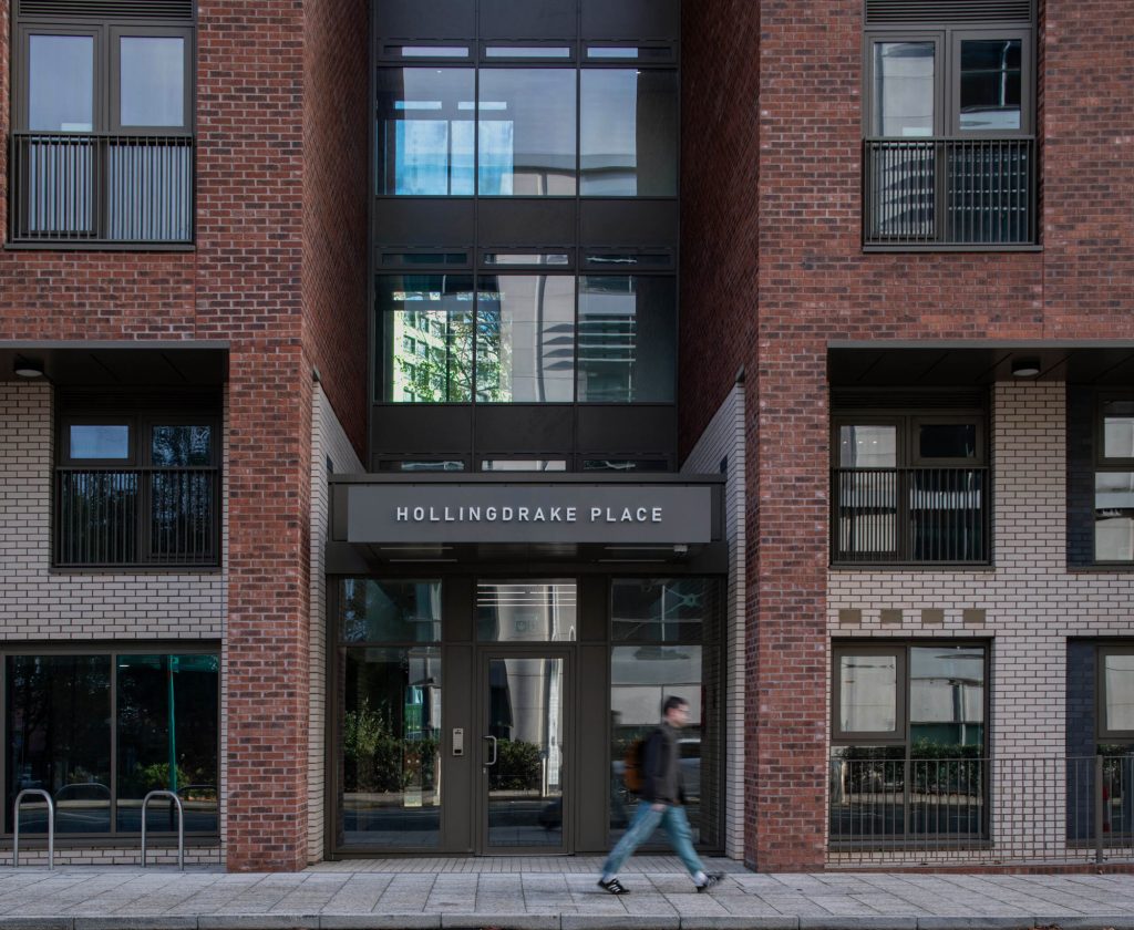 Hollingdrake Place